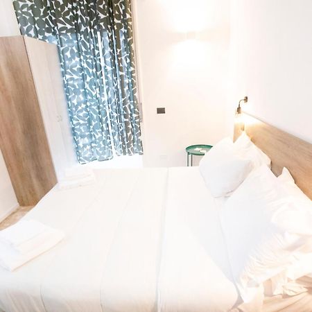 نابولي Hall Inn B&B In Chiostro المظهر الخارجي الصورة